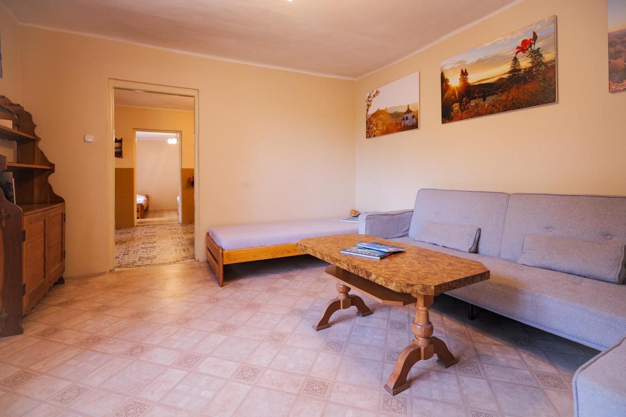 Domcek 555 Apartment บันสกา ชีอาว์นีซา ภายนอก รูปภาพ
